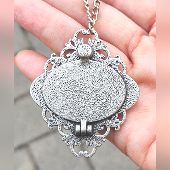 Anthropologie Pewter/Swarovski Crystal Magnetic Frame Ornament - Picture 4 of 5